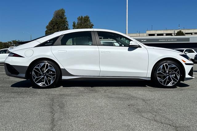 2025 Hyundai IONIQ 6 SEL
