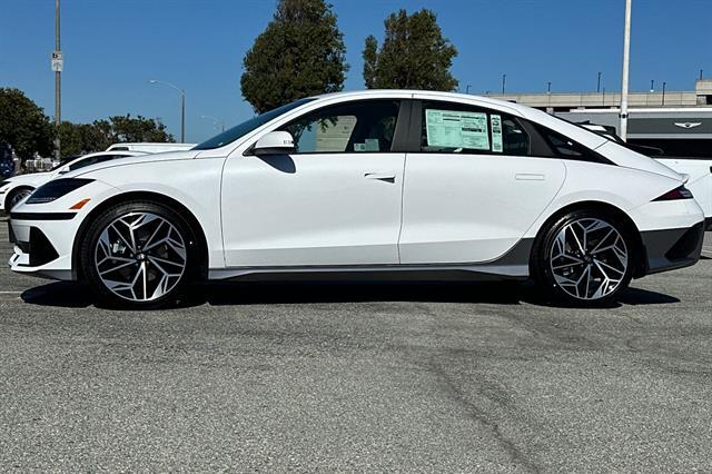 2025 Hyundai IONIQ 6 SEL