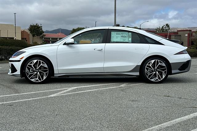 2025 Hyundai IONIQ 6 SEL