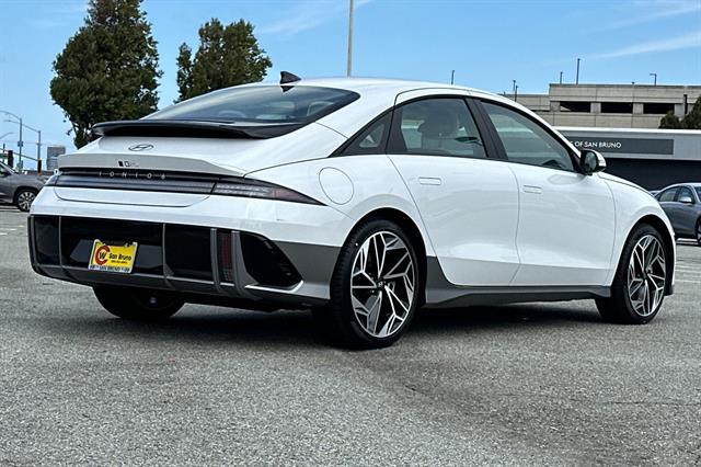 2025 Hyundai IONIQ 6 SEL