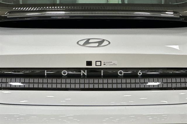 2025 Hyundai IONIQ 6 SEL