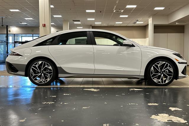 2025 Hyundai IONIQ 6 SEL