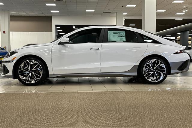 2025 Hyundai IONIQ 6 SEL
