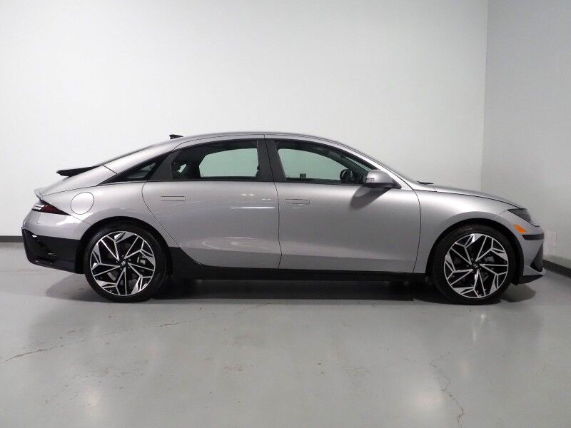 2025 Hyundai IONIQ 6 SEL *NAVIGATION, ADAPTIVE CRUISE, SAFETY ALERTS, BACKUP-CAMERA, DIGITAL COCKPIT, HEATED SEATS, 20 INCH WHEELS, WIRELESS CHARGING, ANDROID & APPLE Round Rock TX
