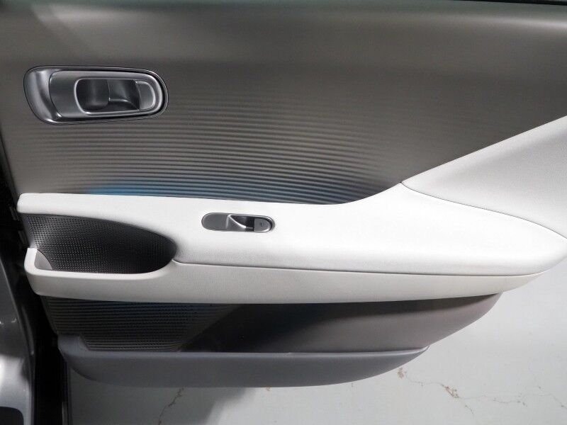 2025 Hyundai IONIQ 6 SEL *NAVIGATION, ADAPTIVE CRUISE, SAFETY ALERTS, BACKUP-CAMERA, DIGITAL COCKPIT, HEATED SEATS, 20 INCH WHEELS, WIRELESS CHARGING, ANDROID & APPLE Round Rock TX