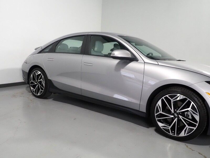 2025 Hyundai IONIQ 6 SEL *NAVIGATION, ADAPTIVE CRUISE, SAFETY ALERTS, BACKUP-CAMERA, DIGITAL COCKPIT, HEATED SEATS, 20 INCH WHEELS, WIRELESS CHARGING, ANDROID & APPLE Round Rock TX