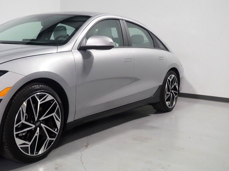 2025 Hyundai IONIQ 6 SEL *NAVIGATION, ADAPTIVE CRUISE, SAFETY ALERTS, BACKUP-CAMERA, DIGITAL COCKPIT, HEATED SEATS, 20 INCH WHEELS, WIRELESS CHARGING, ANDROID & APPLE Round Rock TX