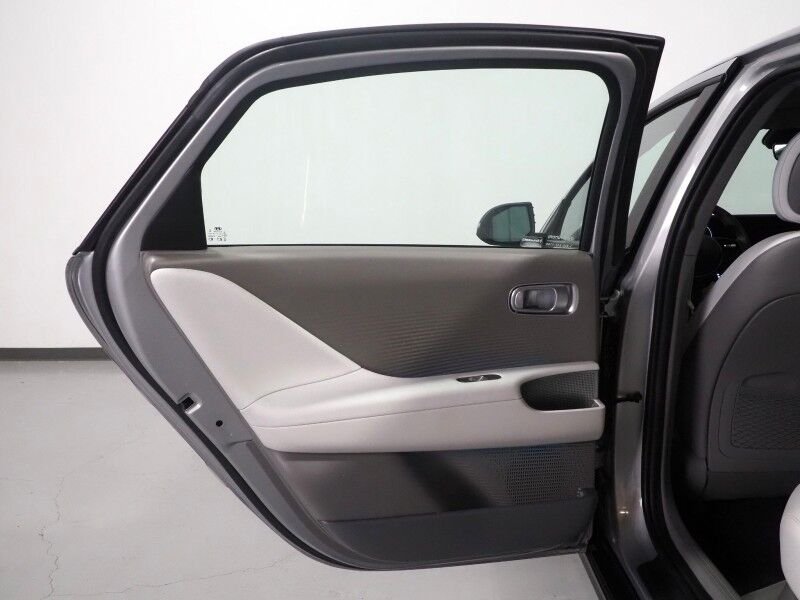 2025 Hyundai IONIQ 6 SEL *NAVIGATION, ADAPTIVE CRUISE, SAFETY ALERTS, BACKUP-CAMERA, DIGITAL COCKPIT, HEATED SEATS, 20 INCH WHEELS, WIRELESS CHARGING, ANDROID & APPLE Round Rock TX