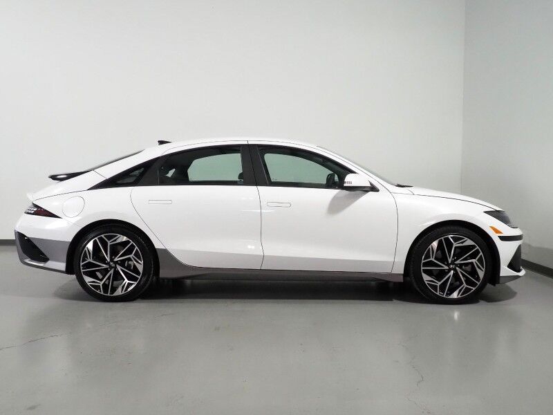 2025 Hyundai IONIQ 6 SEL *NAVIGATION, ADAPTIVE CRUISE, SAFETY ALERTS, BACKUP-CAMERA, DIGITAL COCKPIT, HEATED SEATS, 20 INCH WHEELS, WIRELESS CHARGING, ANDROID & APPLE Round Rock TX