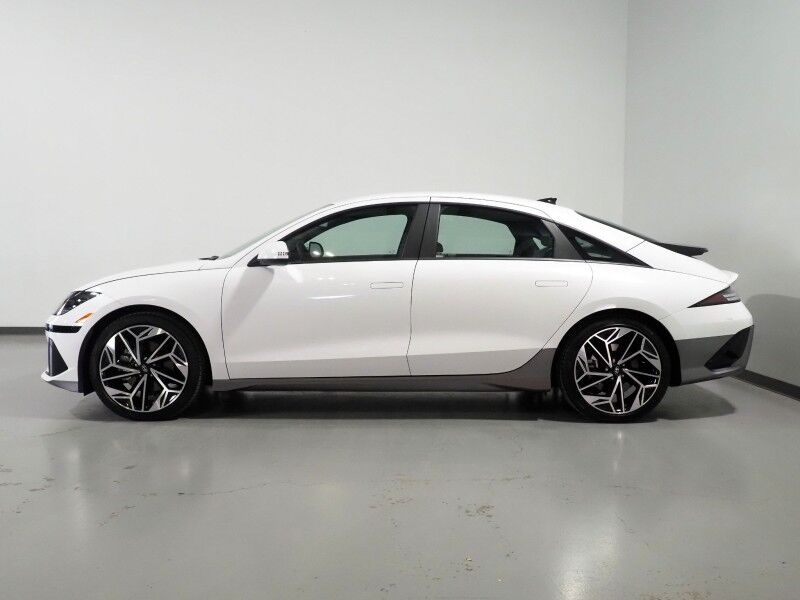 2025 Hyundai IONIQ 6 SEL *NAVIGATION, ADAPTIVE CRUISE, SAFETY ALERTS, BACKUP-CAMERA, DIGITAL COCKPIT, HEATED SEATS, 20 INCH WHEELS, WIRELESS CHARGING, ANDROID & APPLE Round Rock TX