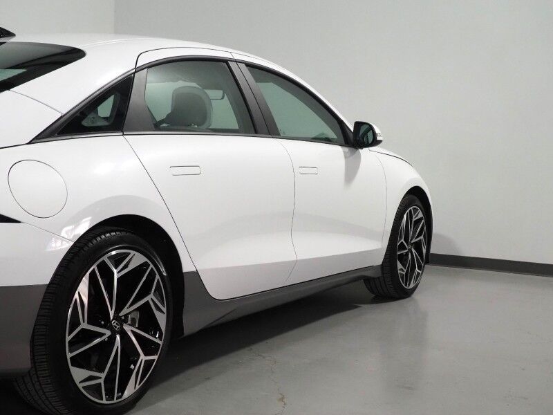 2025 Hyundai IONIQ 6 SEL *NAVIGATION, ADAPTIVE CRUISE, SAFETY ALERTS, BACKUP-CAMERA, DIGITAL COCKPIT, HEATED SEATS, 20 INCH WHEELS, WIRELESS CHARGING, ANDROID & APPLE Round Rock TX