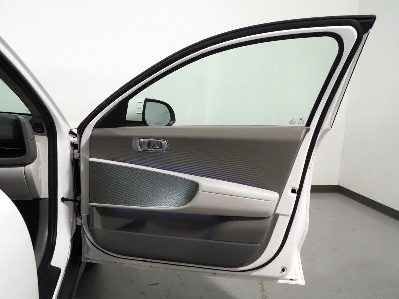 2025 Hyundai IONIQ 6 SEL *NAVIGATION, ADAPTIVE CRUISE, SAFETY ALERTS, BACKUP-CAMERA, DIGITAL COCKPIT, HEATED SEATS, 20 INCH WHEELS, WIRELESS CHARGING, ANDROID & APPLE Round Rock TX