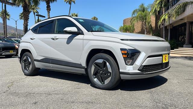 2025 Hyundai Kona Electric SEL Corona CA
