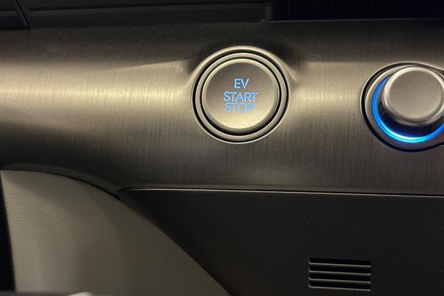 2025 Hyundai Kona Electric SEL