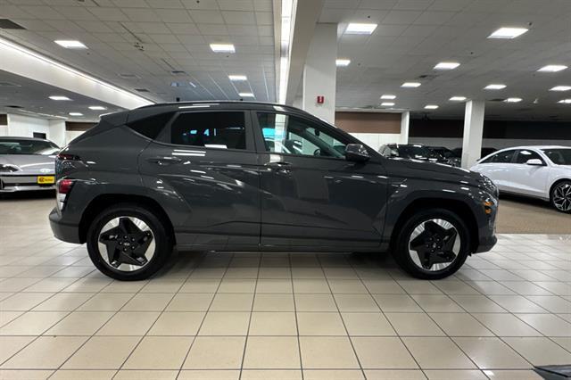 2025 Hyundai Kona Electric SEL