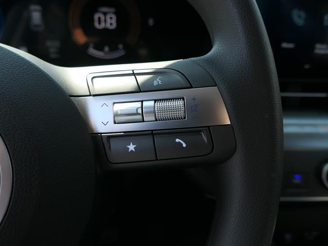 2025 Hyundai Kona SE