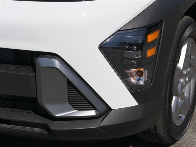 2025 Hyundai Kona SE