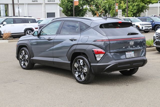2025 Hyundai Kona SEL Convenience