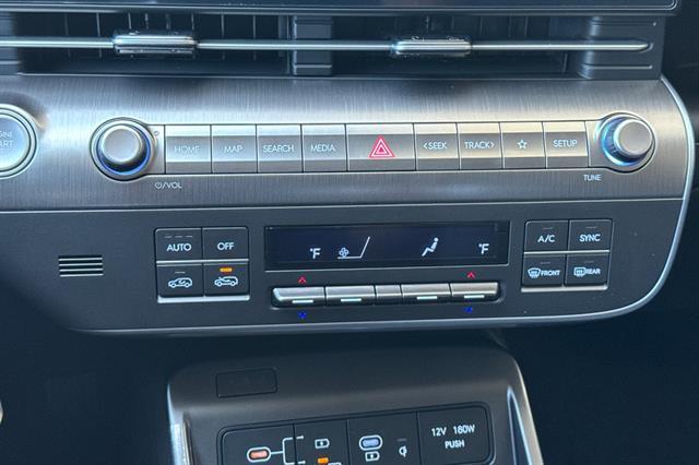 2025 Hyundai Kona SEL Convenience