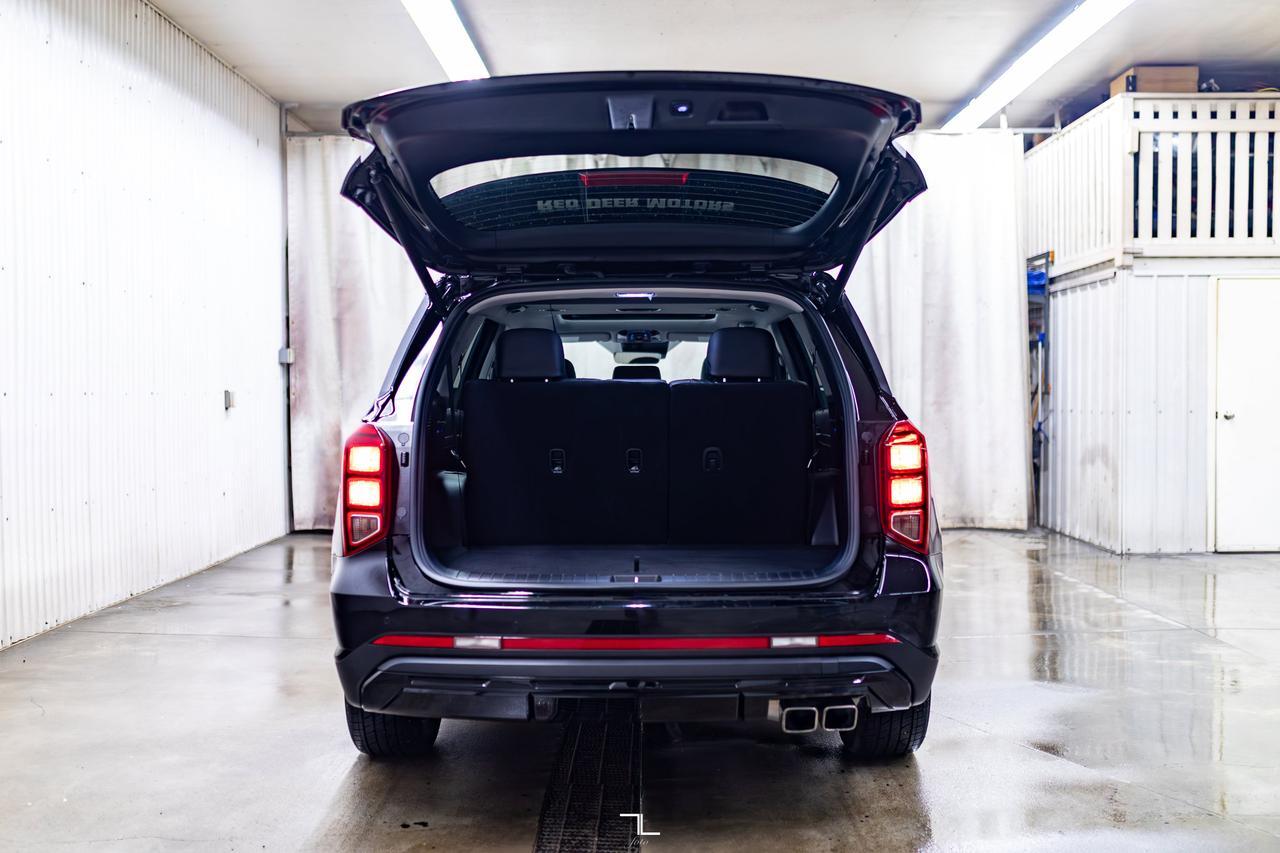 2025 Hyundai Palisade AWD Urban Leather Roof Nav BCam Red Deer AB