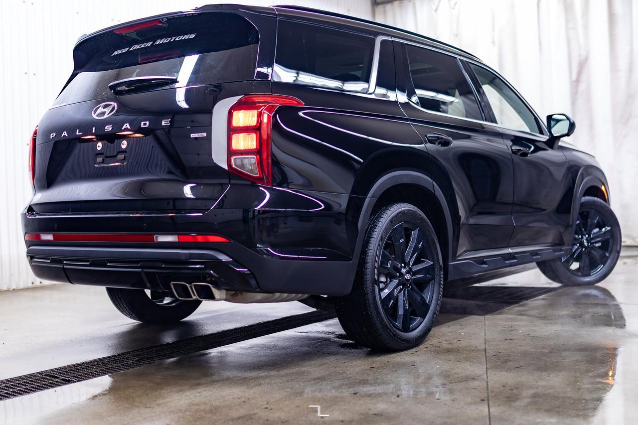 2025 Hyundai Palisade AWD Urban Leather Roof Nav BCam Red Deer AB