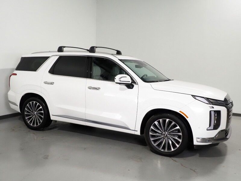 2025 Hyundai Palisade Calligraphy *HEADS-UP DISPLAY, NAVIGATION, ADAPTIVE CRUISE, SAFETY ALERTS, 360 CAMERAS, DUAL PANEL MOONROOF, NAPPA LEATHER, CLIMATE SEATS, HEATED STEERING, 2ND ROW CAPTAIN'S, HARMAN/KARDON, WIRELESS CHARGING