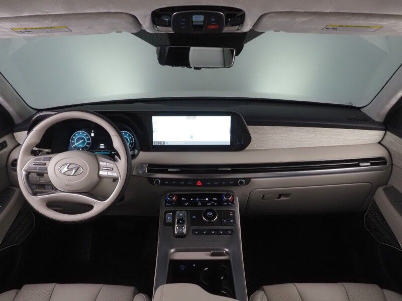 2025 Hyundai Palisade Calligraphy *HEADS-UP DISPLAY, NAVIGATION, ADAPTIVE CRUISE, SAFETY ALERTS, 360 CAMERAS, DUAL PANEL MOONROOF, NAPPA LEATHER, CLIMATE SEATS, HEATED STEERING, 2ND ROW CAPTAIN'S, HARMAN/KARDON, WIRELESS CHARGING