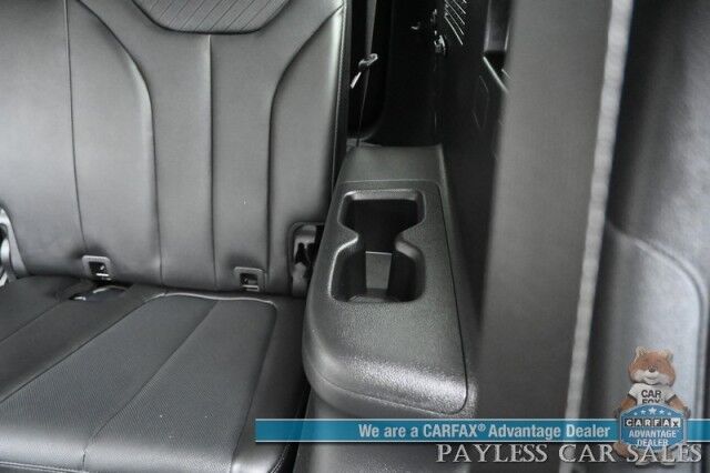 2025 Hyundai Palisade SEL / AWD / Auto Start / Power & Heated Leather Seats / Navigation / Adaptive Cruise / Lane Depart & Blind Spot / Back Up Camera / Rear Parking Sensors / 3rd Row / Seats 7 / Apple CarPlay & Android Auto / 1-Owner Anchorage AK