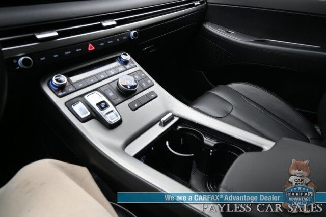 2025 Hyundai Palisade SEL / AWD / Auto Start / Power & Heated Leather Seats / Navigation / Adaptive Cruise / Lane Depart & Blind Spot / Back Up Camera / Rear Parking Sensors / 3rd Row / Seats 7 / Apple CarPlay & Android Auto / 1-Owner Anchorage AK