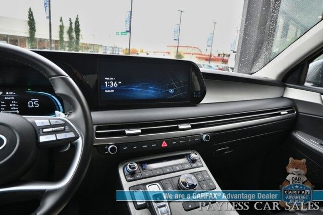 2025 Hyundai Palisade SEL / AWD / Auto Start / Power & Heated Leather Seats / Navigation / Adaptive Cruise / Lane Depart & Blind Spot / Back Up Camera / Rear Parking Sensors / 3rd Row / Seats 7 / Apple CarPlay & Android Auto / 1-Owner Anchorage AK