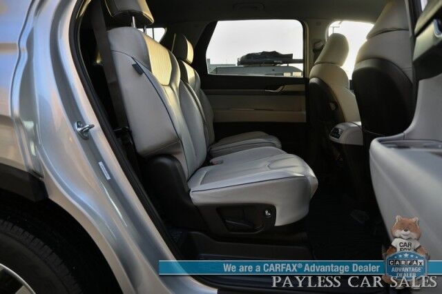 2025 Hyundai Palisade SEL / AWD / Auto Start / Power & Heated Leather Seats / Navigation / Adaptive Cruise / Lane Departure & Blind Spot / Apple CarPlay & Android Auto / Back Up Camera / Rear Parking Sensors / 3rd Row / Seats 7 / 1-Owner Anchorage AK 2025 Hyundai Palisade SEL / AWD / Auto Start / Power & Heated Leather Seats / Navigation / Adaptive Cruise / Lane Departure & Blind Spot / Apple CarPlay & Android Auto / Back Up Camera / Rear Parking Sensors / 3rd Row / Seats 7 / 1-Owner Anchorage AK