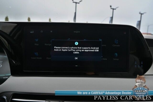 2025 Hyundai Palisade SEL / AWD / Auto Start / Power & Heated Leather Seats / Navigation / Adaptive Cruise / Lane Departure & Blind Spot / Rear Captain Chairs / 3rd Row / Seats 7 / Apple CarPlay & Android Auto / Back Up Camera / 1-Owner Anchorage AK