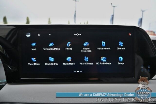 2025 Hyundai Palisade SEL / AWD / Auto Start / Power & Heated Leather Seats / Navigation / Adaptive Cruise / Lane Departure & Blind Spot / Rear Captain Chairs / 3rd Row / Seats 7 / Apple CarPlay & Android Auto / Back Up Camera / 1-Owner Anchorage AK