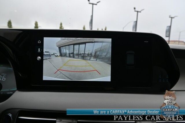 2025 Hyundai Palisade SEL / AWD / Auto Start / Power & Heated Leather Seats / Navigation / Adaptive Cruise / Lane Departure & Blind Spot / Rear Captain Chairs / 3rd Row / Seats 7 / Apple CarPlay & Android Auto / Back Up Camera / 1-Owner Anchorage AK