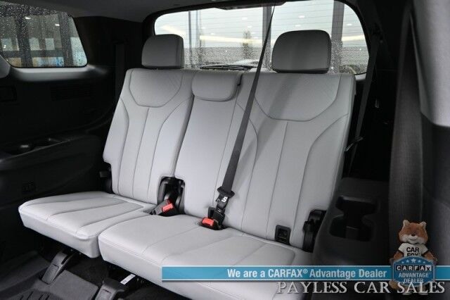 2025 Hyundai Palisade SEL / AWD / Auto Start / Power & Heated Leather Seats / Navigation / Adaptive Cruise / Lane Departure & Blind Spot / Rear Captain Chairs / 3rd Row / Seats 7 / Apple CarPlay & Android Auto / Back Up Camera / 1-Owner Anchorage AK