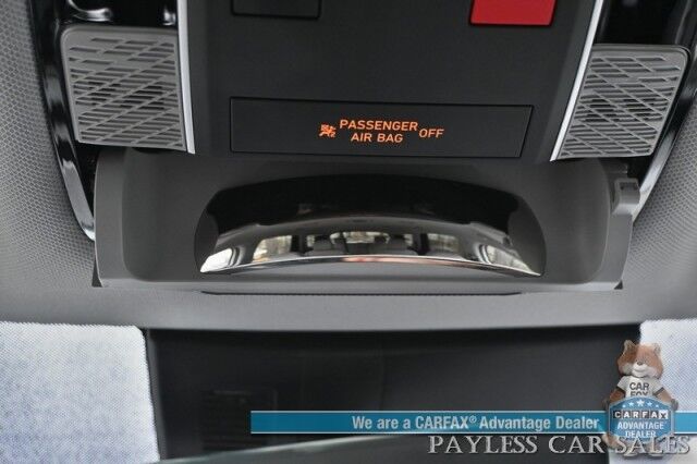 2025 Hyundai Palisade SEL / AWD / Auto Start / Power & Heated Leather Seats / Navigation / Adaptive Cruise / Lane Departure & Blind Spot / Rear Captain Chairs / 3rd Row / Seats 7 / Apple CarPlay & Android Auto / Back Up Camera / 1-Owner Anchorage AK