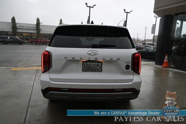 2025 Hyundai Palisade SEL / AWD / Auto Start / Power & Heated Leather Seats / Navigation / Adaptive Cruise / Lane Departure & Blind Spot / Rear Captain Chairs / 3rd Row / Seats 7 / Apple CarPlay & Android Auto / Back Up Camera / 1-Owner Anchorage AK