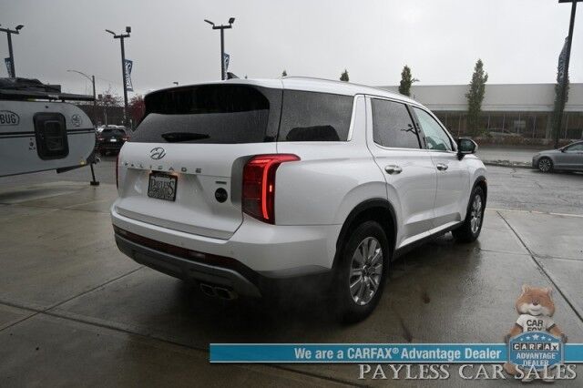 2025 Hyundai Palisade SEL / AWD / Auto Start / Power & Heated Leather Seats / Navigation / Adaptive Cruise / Lane Departure & Blind Spot / Rear Captain Chairs / 3rd Row / Seats 7 / Apple CarPlay & Android Auto / Back Up Camera / 1-Owner Anchorage AK