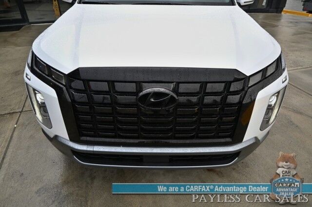2025 Hyundai Palisade SEL / AWD / Auto Start / Power & Heated Leather Seats / Navigation / Adaptive Cruise / Lane Departure & Blind Spot / Rear Captain Chairs / 3rd Row / Seats 7 / Apple CarPlay & Android Auto / Back Up Camera / 1-Owner Anchorage AK