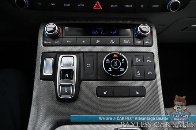 2025 Hyundai Palisade SEL / AWD / Auto Start / Power & Heated Leather Seats / Navigation / Adaptive Cruise / Lane Departure & Blind Spot / Rear Captain Chairs / 3rd Row / Seats 7 / Apple CarPlay & Android Auto / Back Up Camera / 1-Owner Anchorage AK