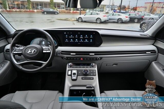 2025 Hyundai Palisade SEL / AWD / Auto Start / Power & Heated Leather Seats / Navigation / Adaptive Cruise / Lane Departure & Blind Spot / Rear Captain Chairs / 3rd Row / Seats 7 / Apple CarPlay & Android Auto / Back Up Camera / 1-Owner Anchorage AK