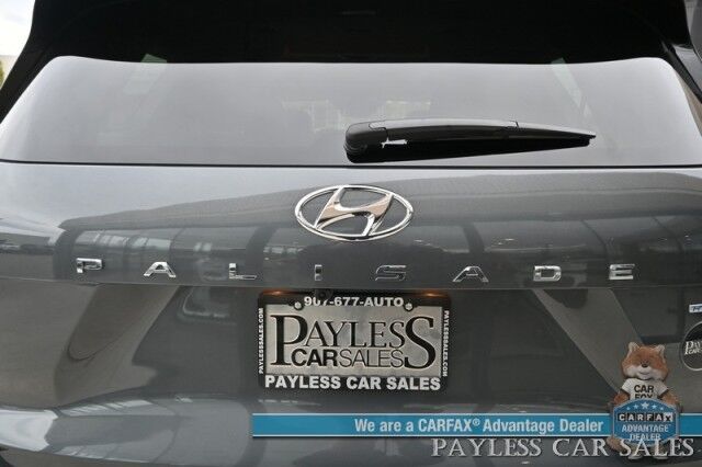 2025 Hyundai Palisade SEL / AWD / AutoStart / Power & Heated Leather Seats / Navigation / Lane Departure & Blind Spot Alert / Apple CarPlay & Android Auto / Keyless Entry & Start / 3rd Row / Rear Captains Chairs / Seats 7 / 1-Owner Anchorage AK 2025 Hyundai Palisade SEL / AWD / AutoStart / Power & Heated Leather Seats / Navigation / Lane Departure & Blind Spot Alert / Apple CarPlay & Android Auto / Keyless Entry & Start / 3rd Row / Rear Captains Chairs / Seats 7 / 1-Owner Anchorage AK