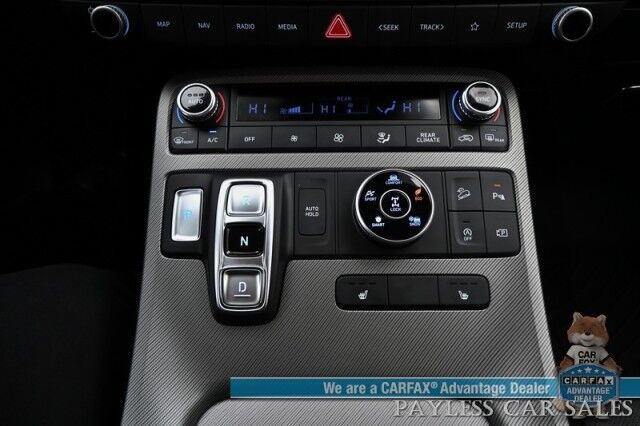 2025 Hyundai Palisade SEL / AWD / AutoStart / Power & Heated Leather Seats / Navigation / Lane Departure & Blind Spot Alert / Apple CarPlay & Android Auto / Keyless Entry & Start / 3rd Row / Rear Captains Chairs / Seats 7 / 1-Owner Anchorage AK 2025 Hyundai Palisade SEL / AWD / AutoStart / Power & Heated Leather Seats / Navigation / Lane Departure & Blind Spot Alert / Apple CarPlay & Android Auto / Keyless Entry & Start / 3rd Row / Rear Captains Chairs / Seats 7 / 1-Owner Anchorage AK