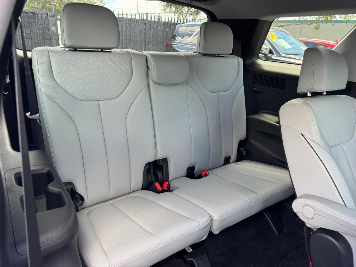 2025 Hyundai Palisade SEL Sport Utility 4D