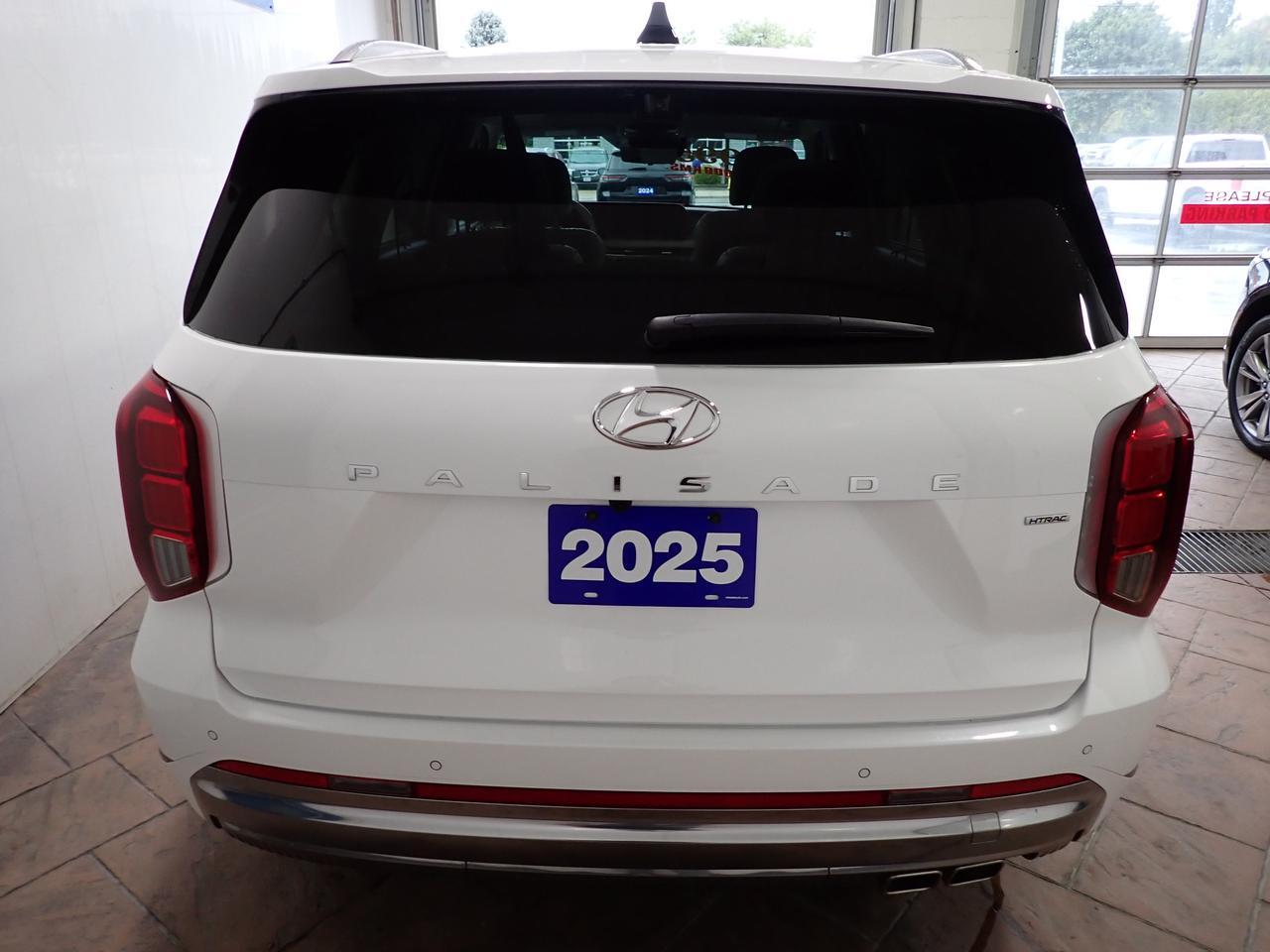 2025 Hyundai Palisade Ultimate Calligraphy 7-PASS 4WD LEATHER NAVI SUNROOF Listowel ON