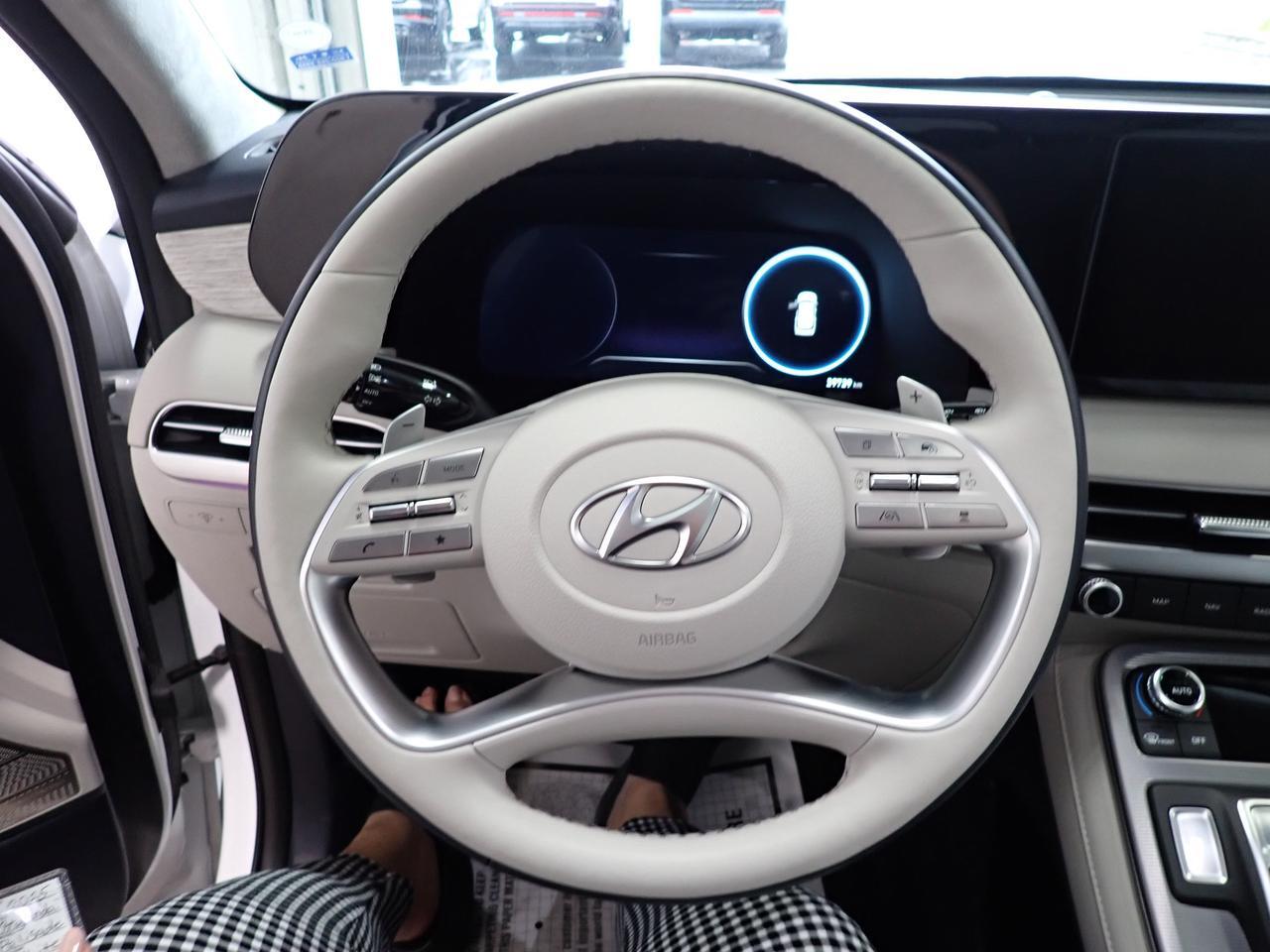 2025 Hyundai Palisade Ultimate Calligraphy 7-PASS 4WD LEATHER NAVI SUNROOF Listowel ON