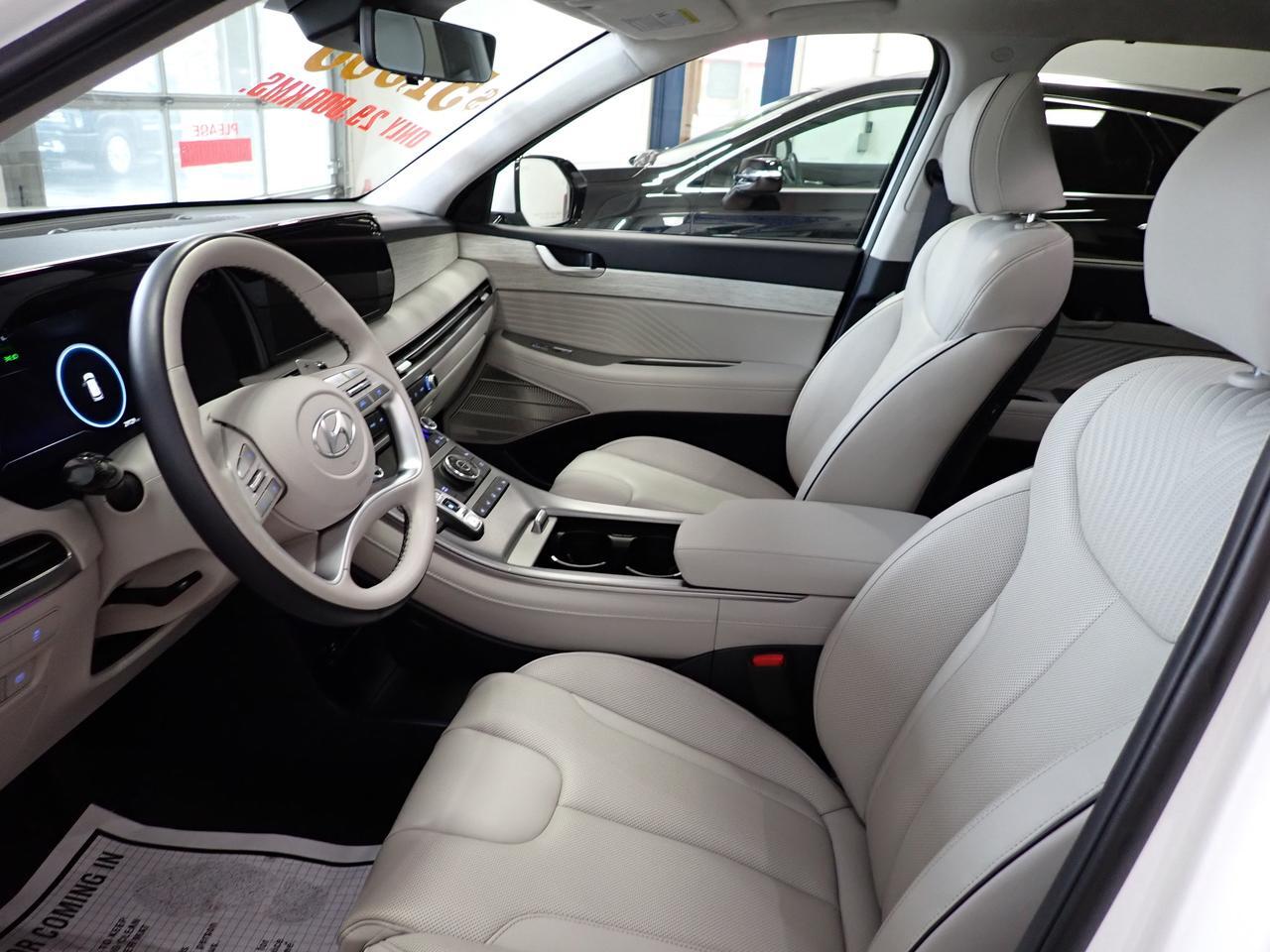 2025 Hyundai Palisade Ultimate Calligraphy 7-PASS 4WD LEATHER NAVI SUNROOF Listowel ON