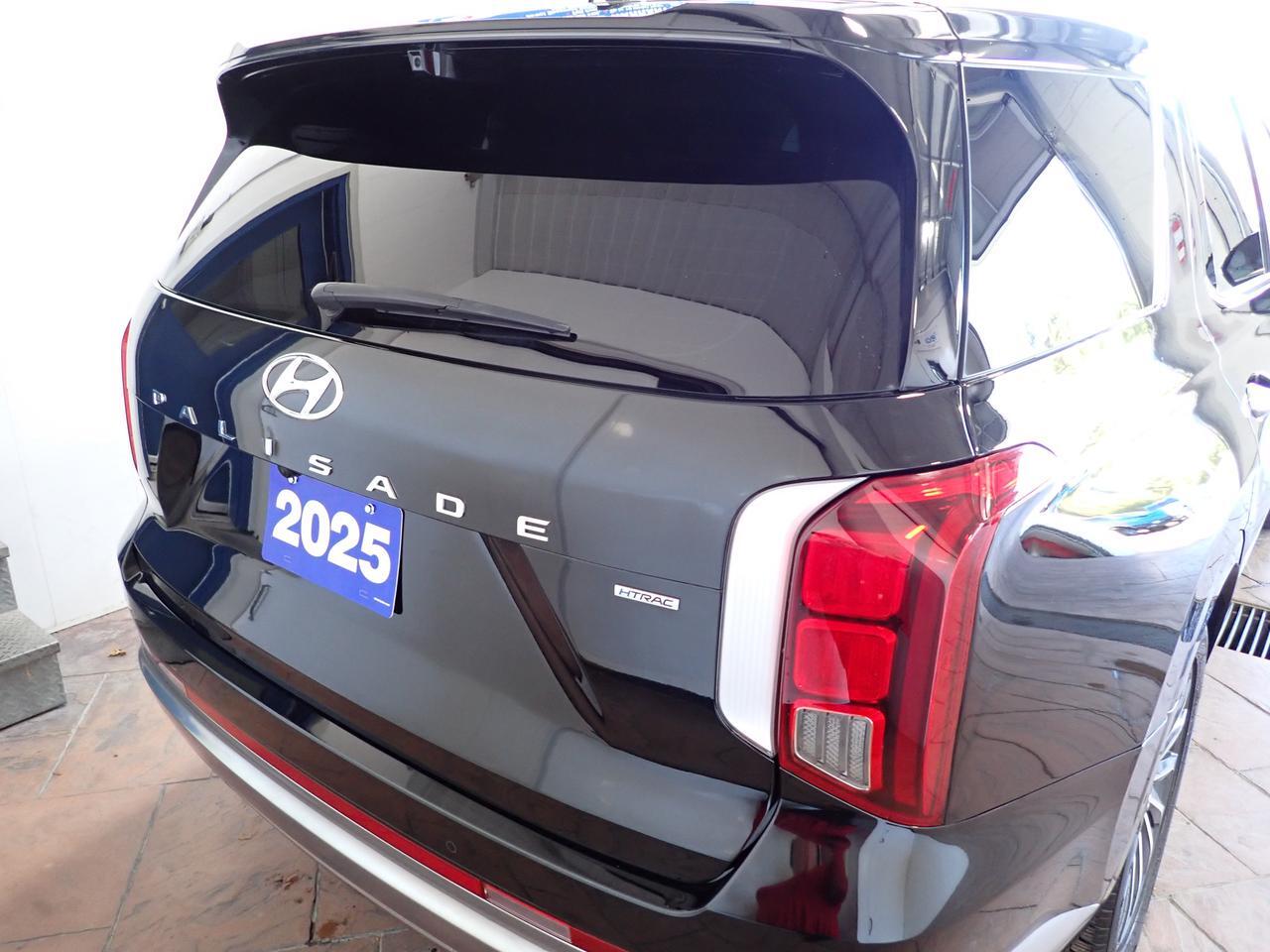 2025 Hyundai Palisade Ultimate Calligraphy 7-PASS 4WD LEATHER NAVI SUNROOF Listowel ON