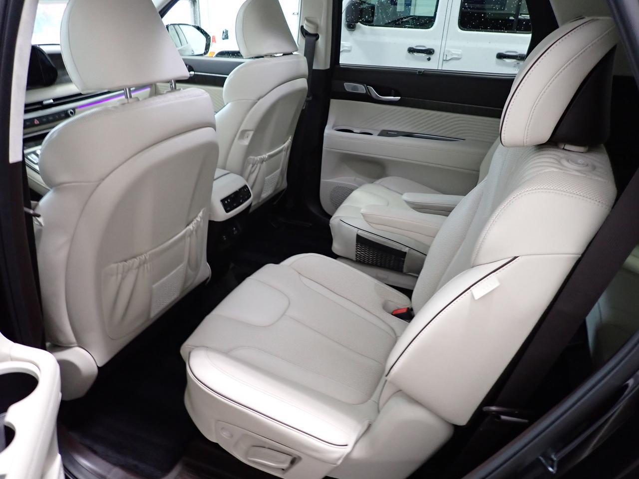 2025 Hyundai Palisade Ultimate Calligraphy AWD 7 PASS LEATHER NAVI SUNROOF Listowel ON