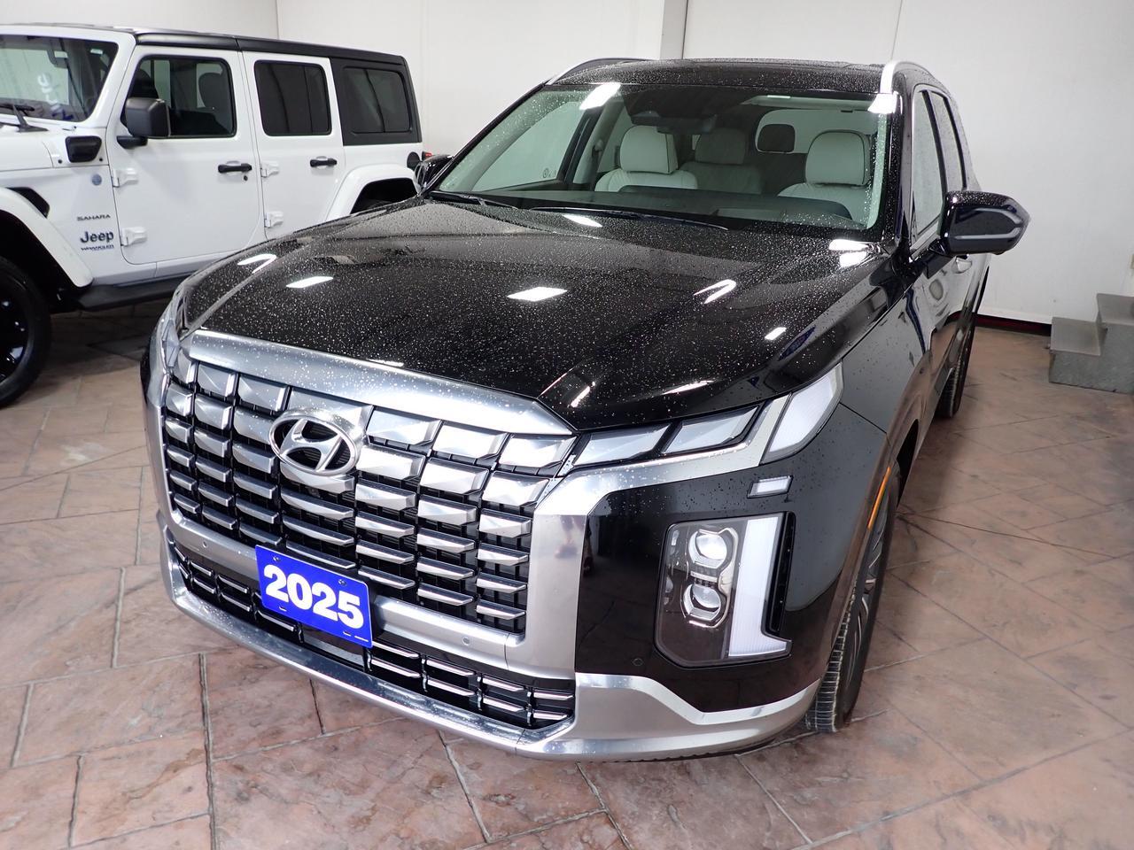 2025 Hyundai Palisade Ultimate Calligraphy AWD 7 PASS LEATHER NAVI SUNROOF Listowel ON
